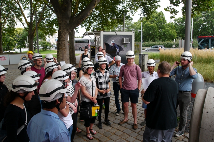 Summer school participants attending the third man tour into the Viennese sewage system.